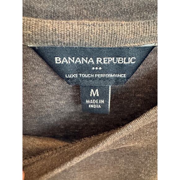 Banana Republic Men’s Luxe Touch Performance Tee – Brown – Size Medium - Picture 2 of 7